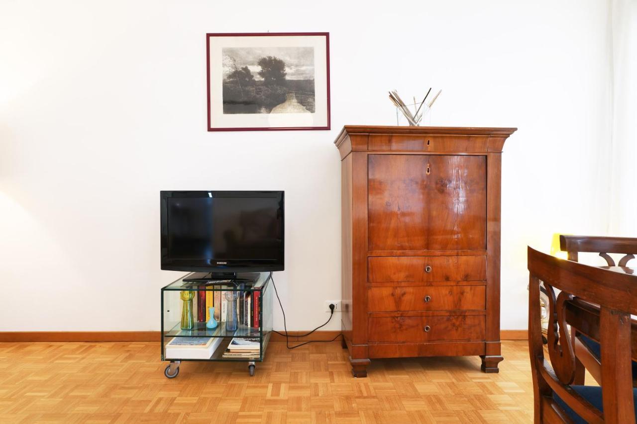 Primopiano - Valparaiso Apartment มิลาน ภายนอก รูปภาพ