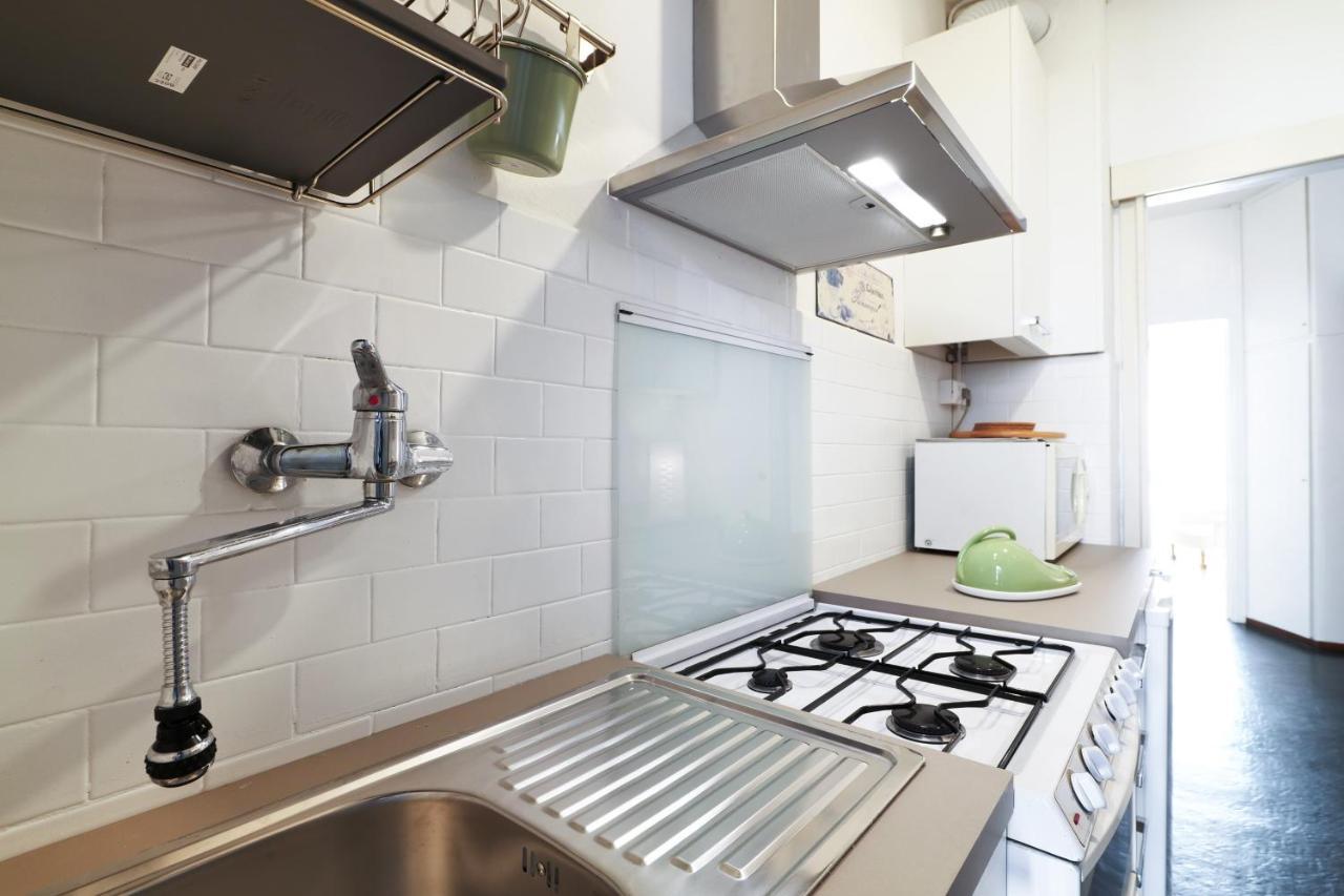 Primopiano - Valparaiso Apartment มิลาน ภายนอก รูปภาพ
