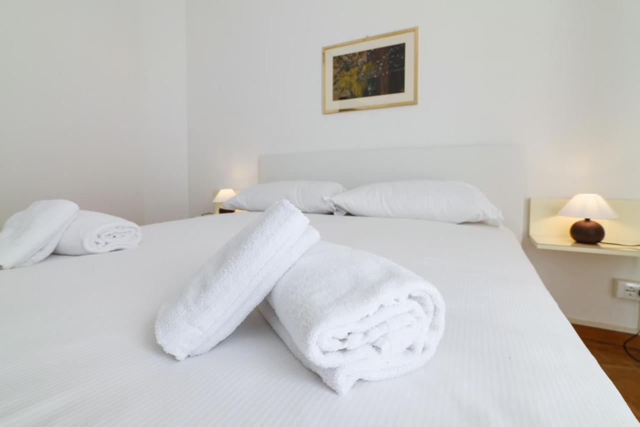 Primopiano - Valparaiso Apartment มิลาน ภายนอก รูปภาพ
